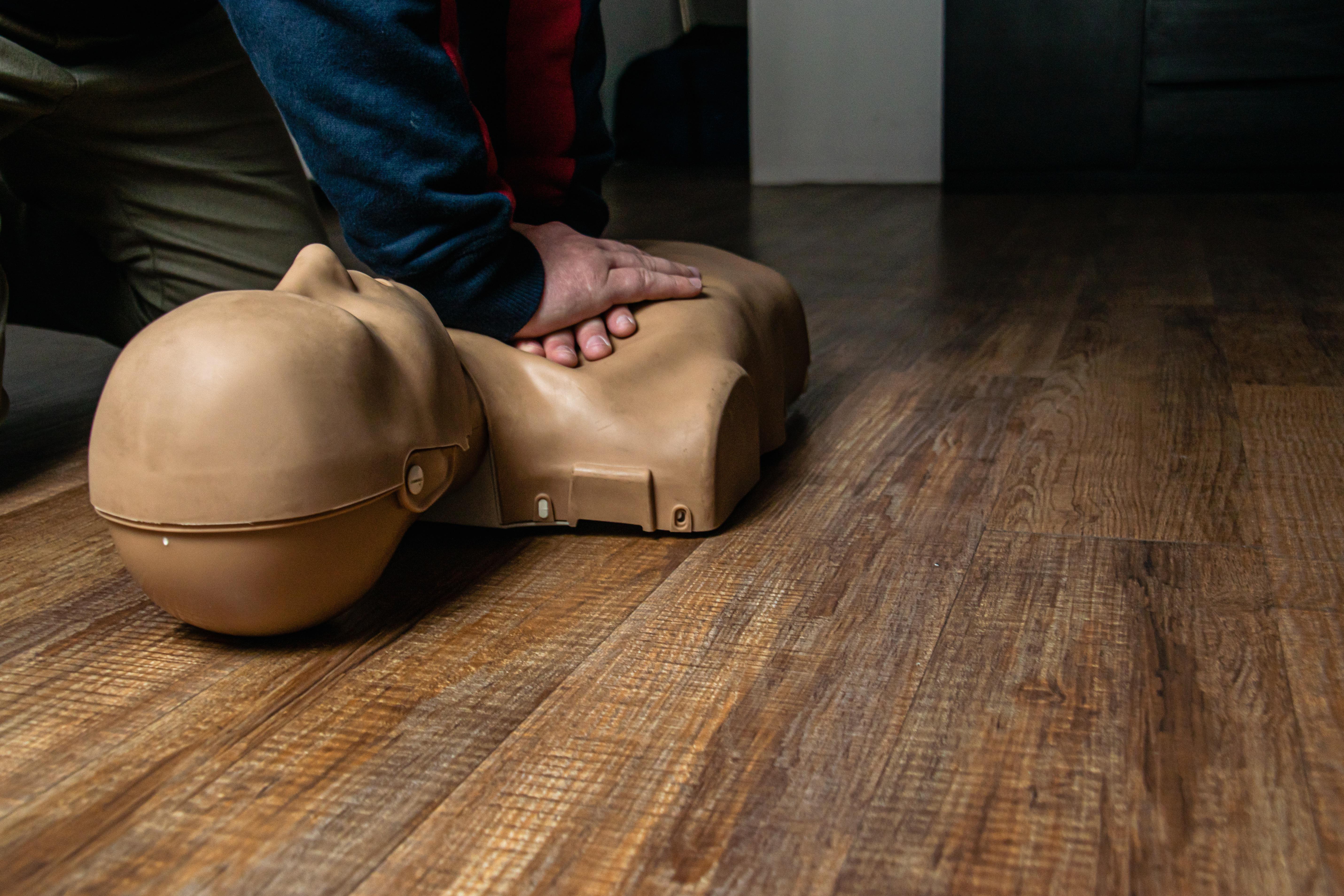 3345557-cpr-6544403.jpg